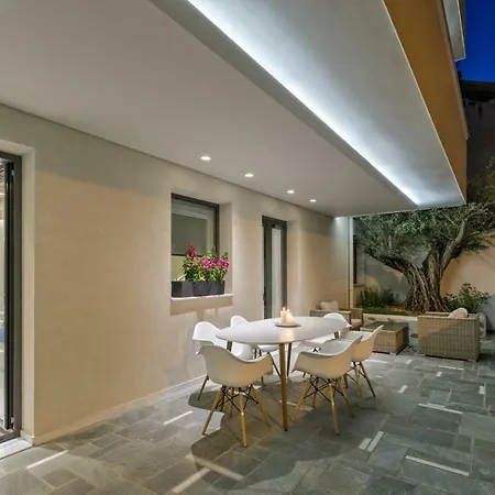 Estia Boutique 4*