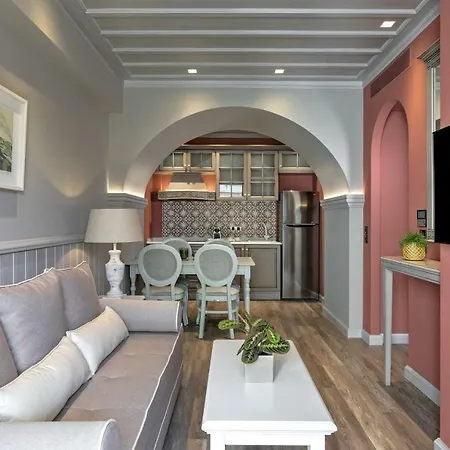 Estia Boutique Ξενοδοχείο με διαμερίσματα 4*
